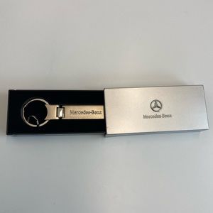 Mercedes-Benz NIB Silver Bar Keychain